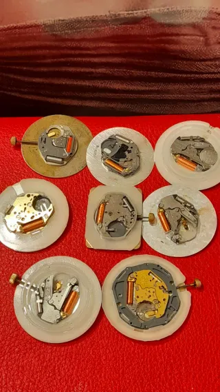 Ferramenta per quadranti di orologi