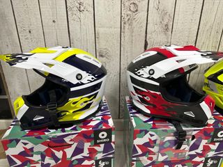 Casco Cross SHIRO Diseño Llamas Amarillo