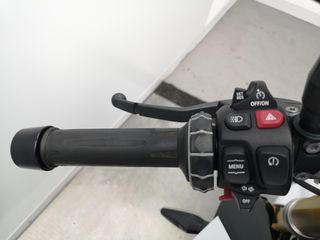 BMW F 900 R 2022 8475 kms.