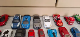 Lotto 50+ Macchinine Miste: Hot Wheels, Cars