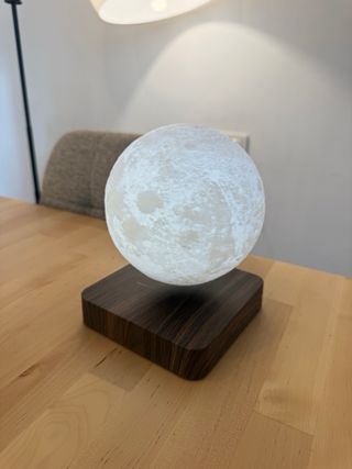 Lámpara Luna Levitante Flexispot Nueva