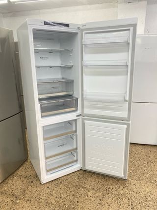 NEVERA MARCA LG LINEAR INVERTER COMPRESSOR