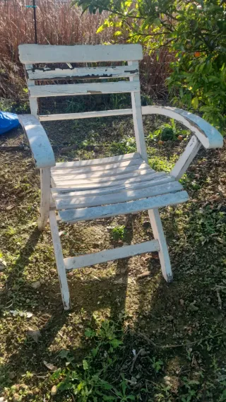 Sillas antiguas de madera