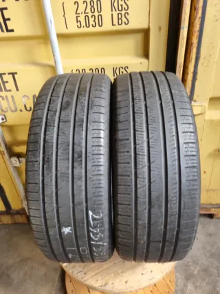 Se vende 2 Neumáticos en perfecto estado