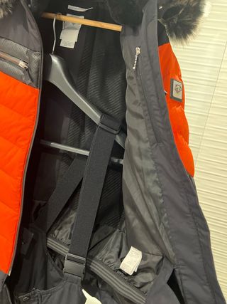 Equipación de esquí naranja y negra T.14-16