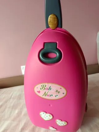 Maleta-trona y cuna para muñeca