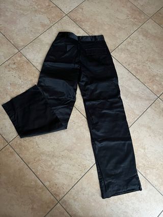 Pantaloni Zara neri con tasche