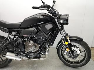 YAMAHA XSR700 2020 3379 kms.