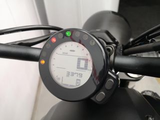 YAMAHA XSR700 2020 3379 kms.