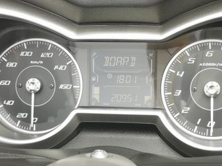 YAMAHA X-MAX 300 TECH MAX 2022 20951 kms.