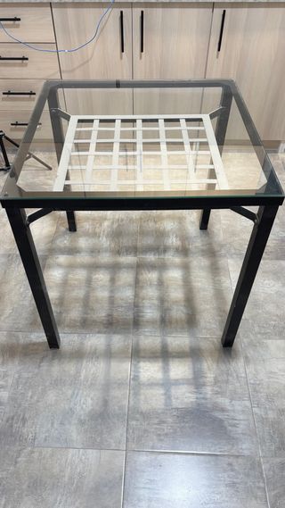 Mesa de comedor cristal y metal