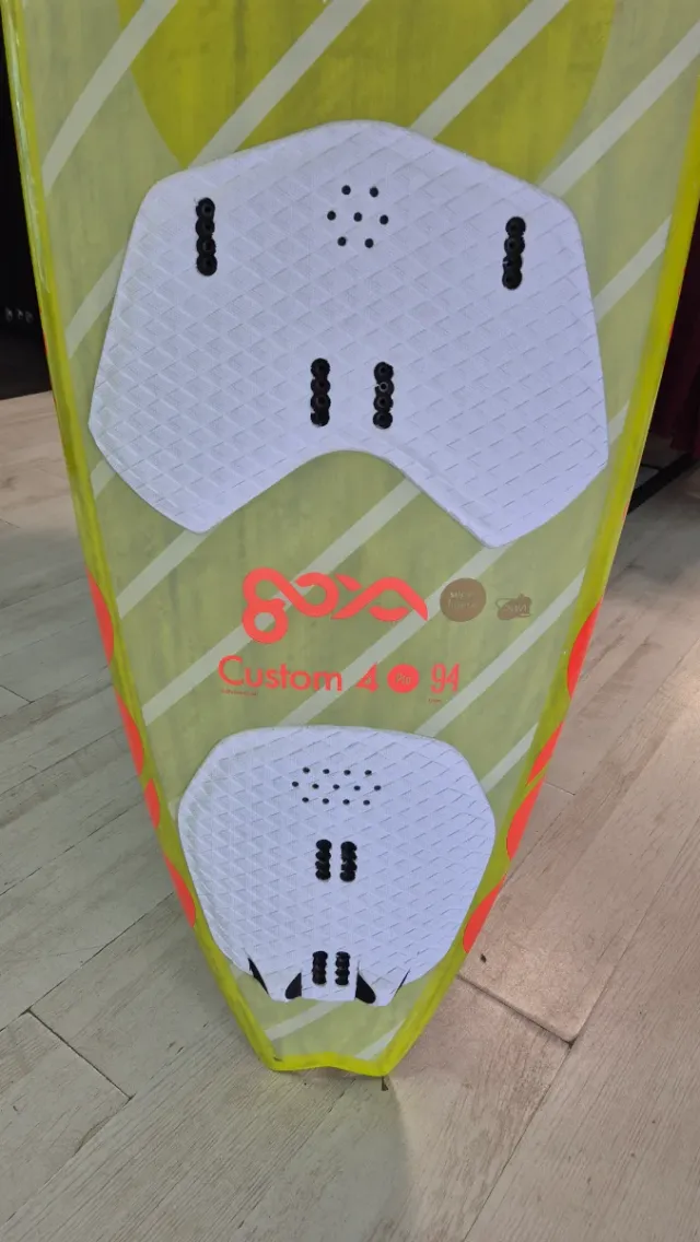 Tabla Windsurf Goya Custom 4'4 94L
