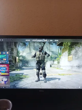 PC Sobremesa eMachines Negro y Verde