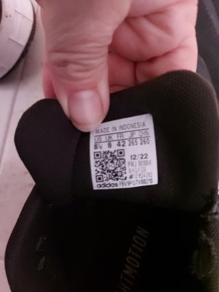 Zapatillas Adidas Talla 42 Negras y Rojas