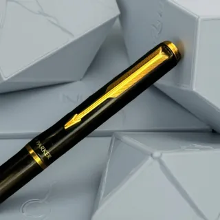 Bolígrafo Parker Negro y Dorado