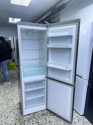 Nevera Liebherr con Garantía y Transporte