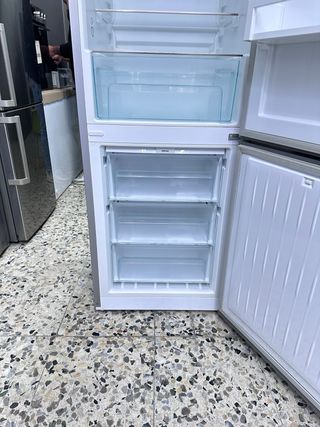 Nevera Liebherr con Garantía y Transporte