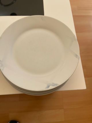 Vajilla y ensaladera azul y blanco