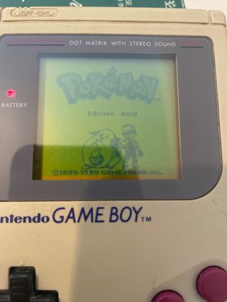 Nintendo Game Boy + Pokémon Azul