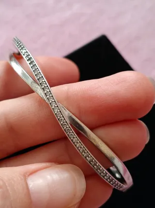 Pulsera Pandora plata con pedrería