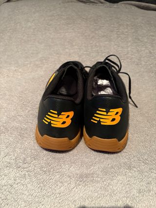 Zapatillas New Balance (Nuevas)  Sin estrenar 44