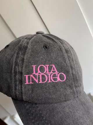 Gorra Lola Indigo con purpurina