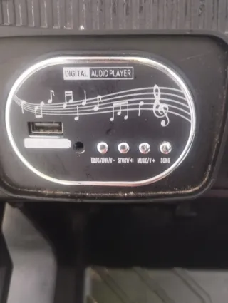 Coche eléctrico infantil todoterreno