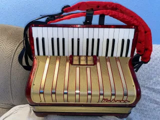 Acordeón Hohner Concerto II 72