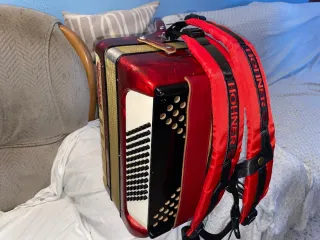 Acordeón Hohner Concerto II 72