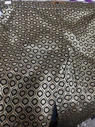 Pantalón vestir elastizado estampado