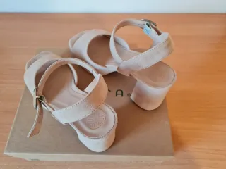 Sandalias Unisa Piel Serraje Beige Tacon Plataform