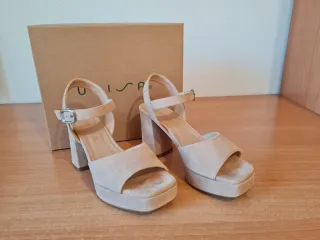 Sandalias Unisa Piel Serraje Beige Tacon Plataform