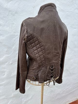 Cazadora piel marrón