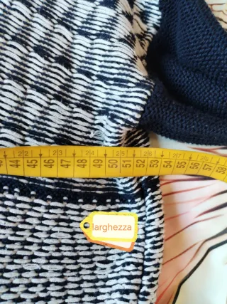 Cardigan lungo fantasia con frange