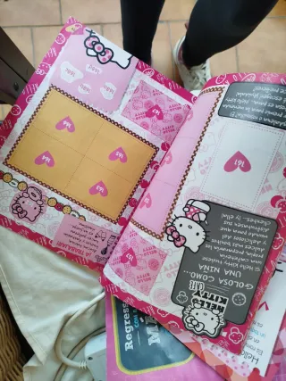 Álbum de cromos Hello Kitty