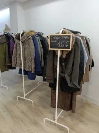 Tienda Ropa Segunda Mano y vintage AUDREY SECONDE