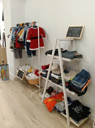 Tienda Ropa Segunda Mano y vintage AUDREY SECONDE