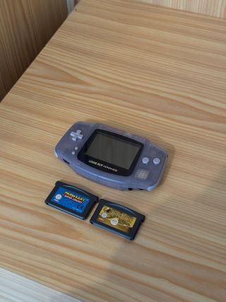 Game Boy Advance + Mario Kart