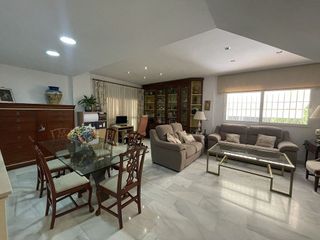 Casa adosada en venta en Heliópolis en Sevilla