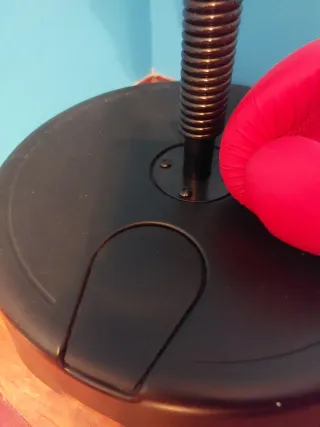 Saco de boxeo de pie para niño