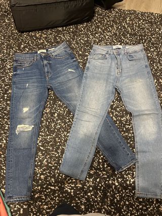 Pantalones vaqueros desgastados