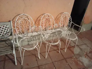 Juego de 3 Sillas Metálicas Blancas