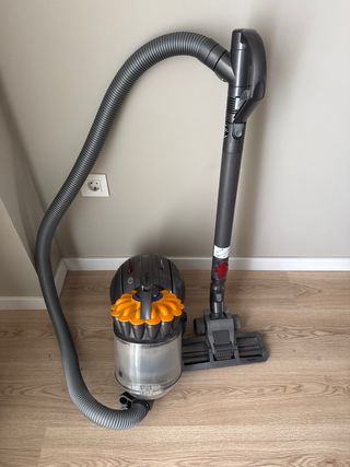 Aspiradora Ciclónica Dyson DC28C