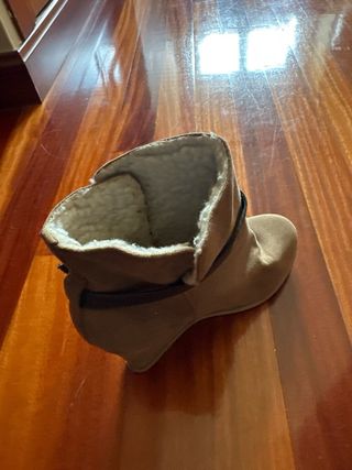 Botines de cuña marrones con forro