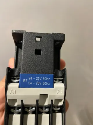 Contactor CJX2-1810 Bobina 24V AC