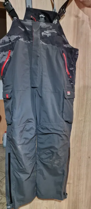 Conjunto de chaqueta y pantalón fox rage