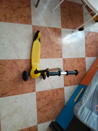 Patinete infantil 3 ruedas amarillo