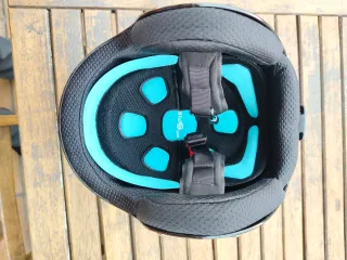 Casco de esquí POC negro SKULL X SPIN.