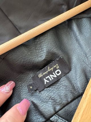 Chiodo Only bicolore nero e bianco