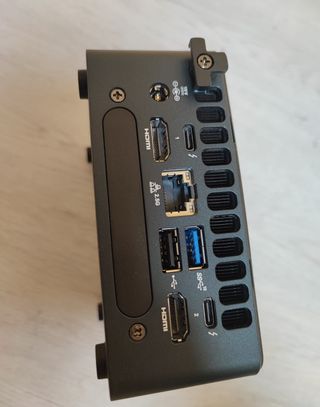 Intel NUC i3 11Gen 8GB RAM 256GB SSD